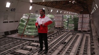 محموله غذایی هلال احمر برای مردم افغانستان ارسال شده است