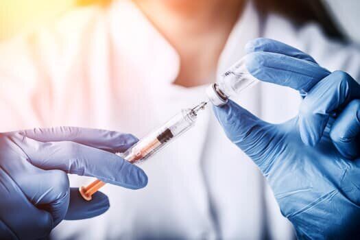 آغاز مرحله اول عرضه واکسن آنفلوآنزا با اولویت بیماران خاص