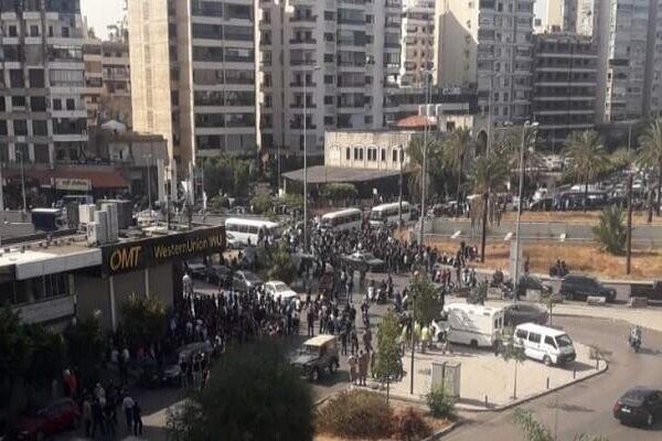  تیراندازی در منطقه الطیونه لبنان همزمان با تظاهرات ضد آمریکایی