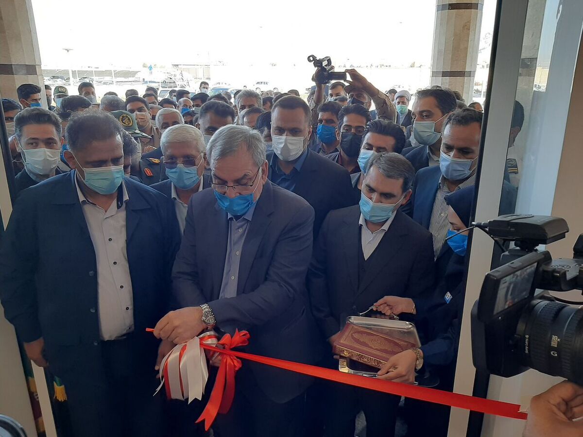 بیمارستان امام حسین(ع) تربت حیدریه با حضور وزیر بهداشت افتتاح شد
