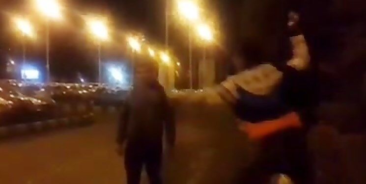  حمله دو موتورسوار به مسئول بسیج دانشگاه علوم پزشکی تهران/ درخواست نماینده مجلس برای پیگیری موضوع 