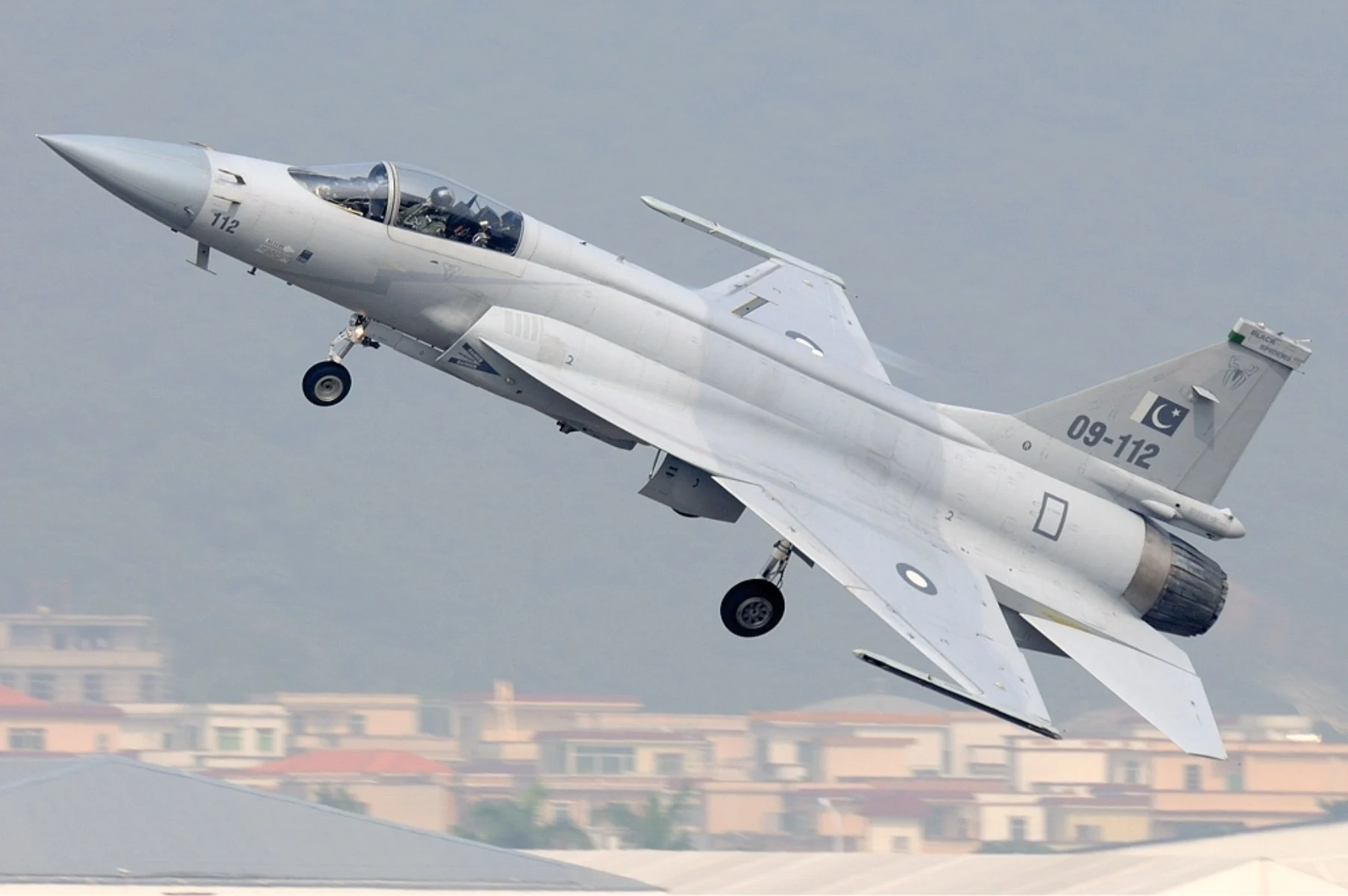 برنامه جمهوری آذربایجان برای خرید جنگنده از پاکستان