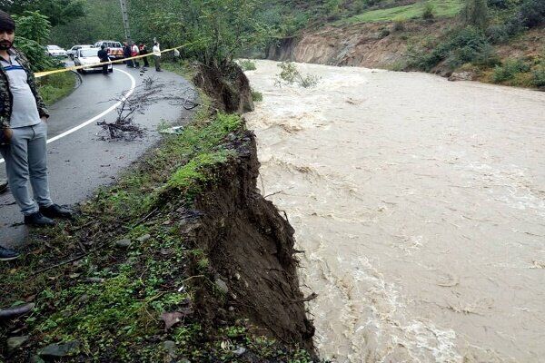 کاهش خسارت سیل اخیر با لایروبی رودخانه‌های آسیب‌پذیر/ مفقود شدن ۶ کوهنورد در روز بارانی
