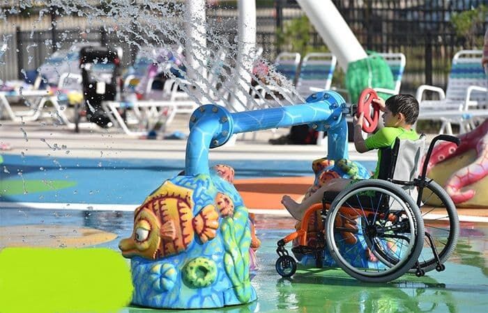 افتتاح نخستین بوستان مناسب‌سازی شده‌ ورزش کودکان معلول شرق کشور در مشهد