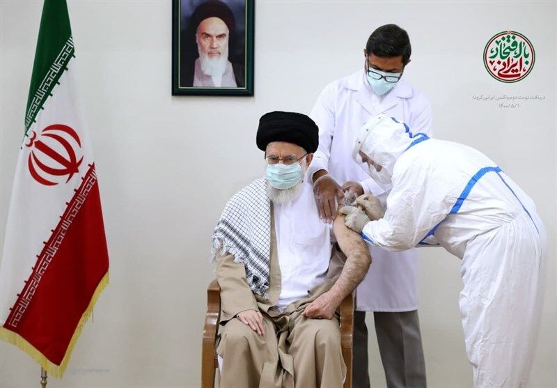  راهبرد عالمانه رهبر معظم انقلاب در مواجهه با کرونا؛ از تشکیل ستاد مقابله با کرونا تا استفاده از واکسن ایرانی 