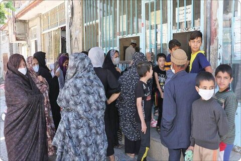خلوت شدن صف‌های نانوایی‌ در زنجان