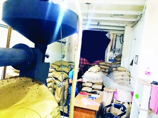 کارگاه زیرپله‌ای پخت قهوه