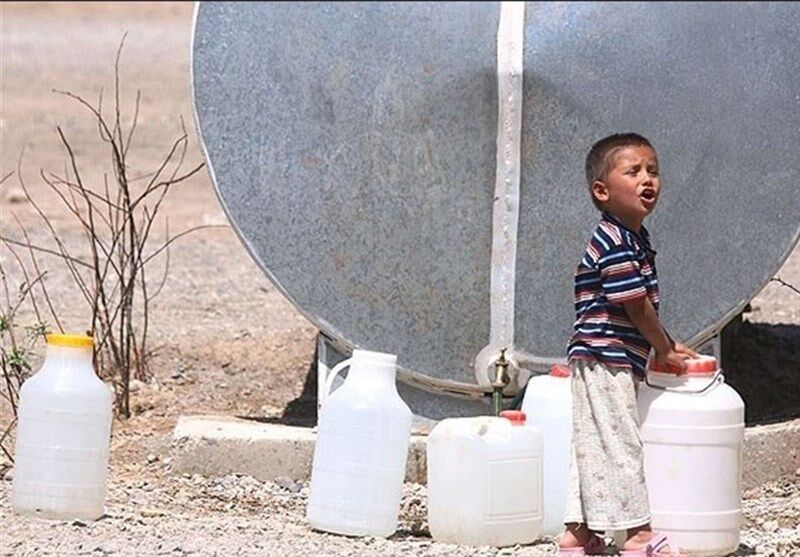 آب شرب تامین شده با تانکر برای روستاهای "لردگان" بهداشتی نیست