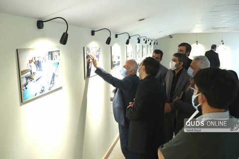بازدید اعضای قرارگاه رسانه ای استان از نمایشگاه تاریخچه فعالیت‌های روزنامه قدس