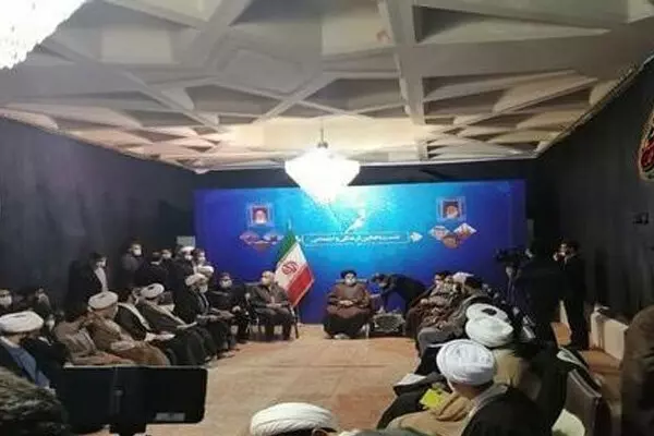 دیدار رئیس جمهور با جمعی از فعالین فرهنگی اجتماعی استان قم