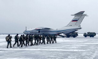 کنترل فرودگاه آلماآتی در دست حافظین صلح روسیه