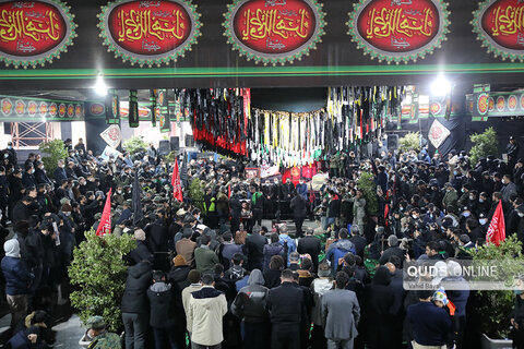 مراسم تدفین پیکر مطهر سه شهید گمنام در میدان شهدا مشهد