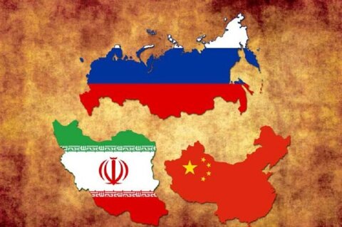 سفر آیتالله رئیسی به روسیه و رویکرد ایران در نگاه به شرق یاداشت