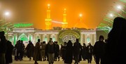 تشرف ۵۰۰ زائر ایرانی به کربلا همزمان با میلاد حضرت زهرا/ کربلا غرق نور شد
