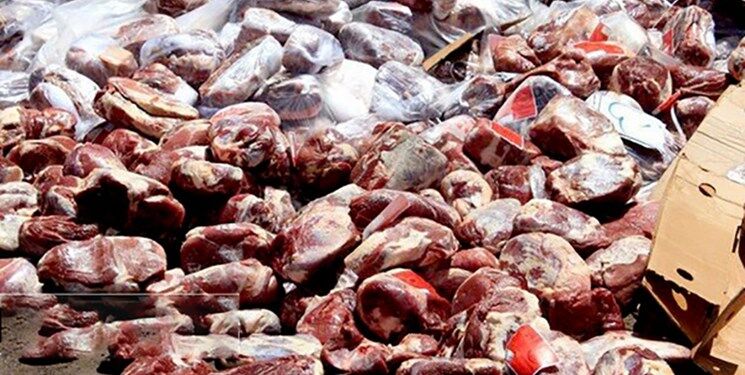 ۹۰۹ کیلوگرم گوشت بدون هویت منجمد در مشهد توقیف شد
