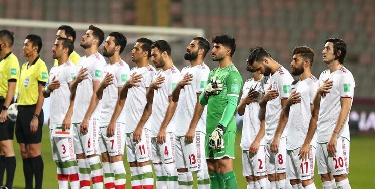 لژیونرهای تیم ملی فوتبال در فرودگاه استانبول گرفتار شدند/بازی با عراق لغو نمی‌شود