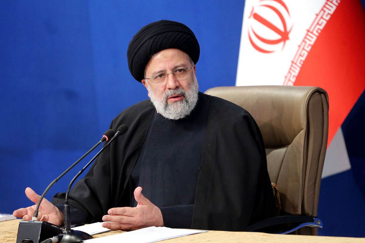 آیت الله رئیسی: دولت مصمم است ناخرسندی رهبر انقلاب را از دهه ۹۰ به رضایت تبدیل کند