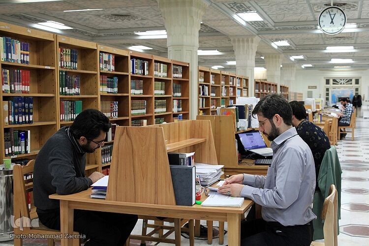 چرا کتابخانه‌های مشهد تعطیل نشدند؟