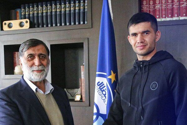 بازیکن ازبکستانی به تیم فوتبال استقلال پیوست