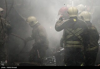 حریق در برج بارانای شیراز مهار شد/ ۷ نفر نجات یافتند
