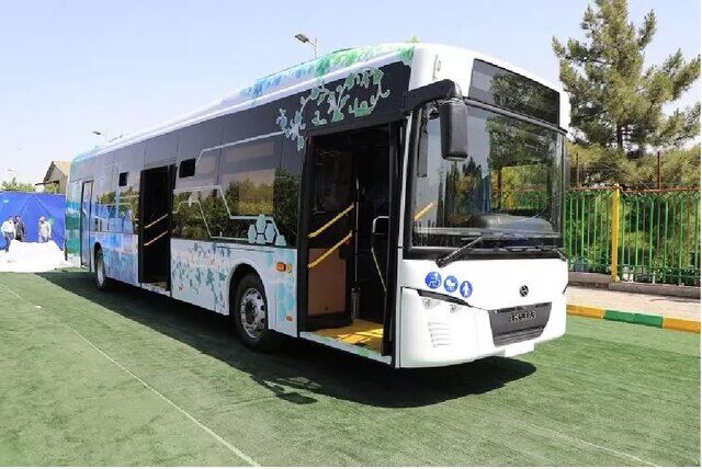 مذاکره با شهرداری تهران برای بهره‌برداری از فاز اول طرح کلان اتوبوس برقی