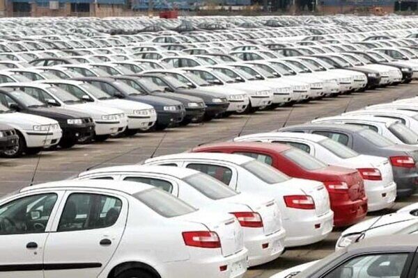 قیمت خودرو نسبت به سال گذشته ۳۳ درصد گران شد