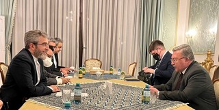 نشست هیأت‌های مذاکره کننده ایران و روسیه در وین