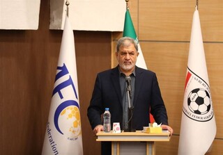 عباسی: تعلیق کمیته صدور مجوز حرفه‌ای ربطی به دوره ما ندارد و آبروریزی نیست!/ به افراد «دست به تلفن» توجهی نداریم