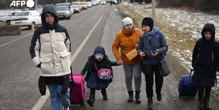 تاکنون ۱۴۰۰ ایرانی از مرز اوکراین وارد لهستان شده‌اند