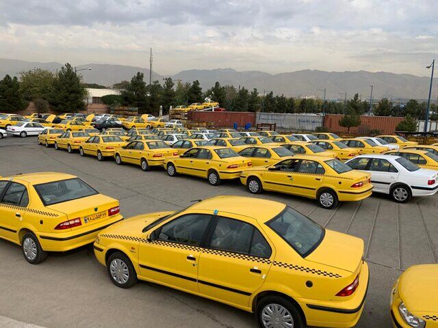 کاهش خدمات تاکسی‌های خطی در ایام نوروز به علت کاهش مسافر

