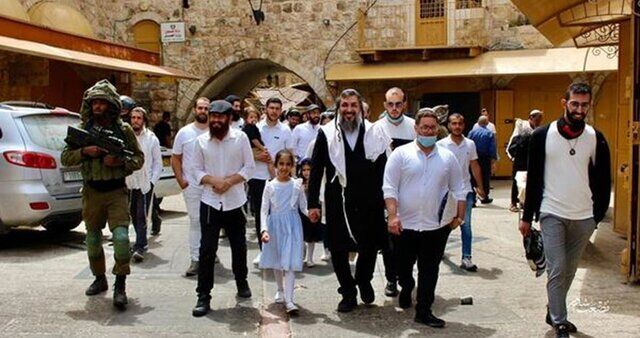 تعرض شهرک‌نشینان و نظامیان صهیونیست به محله‌های مختلف قدس