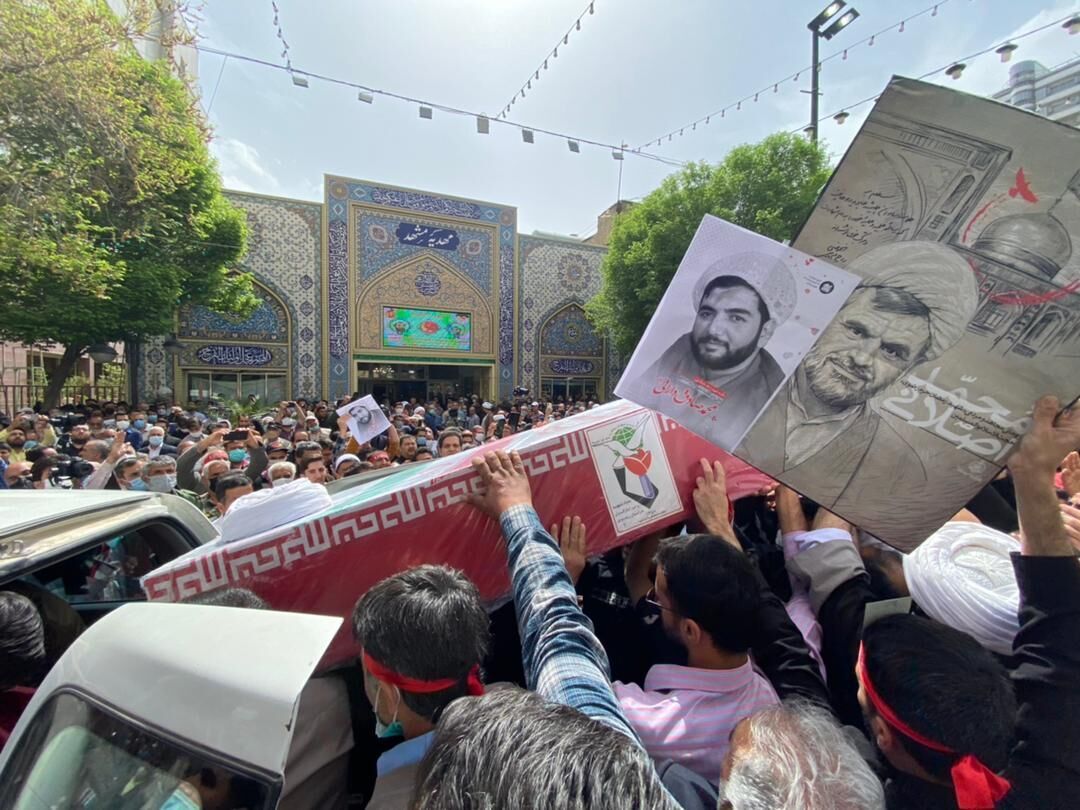 احراز شهادت روحانیان حمله تروریستی حرم رضوی در حال پیگیری است