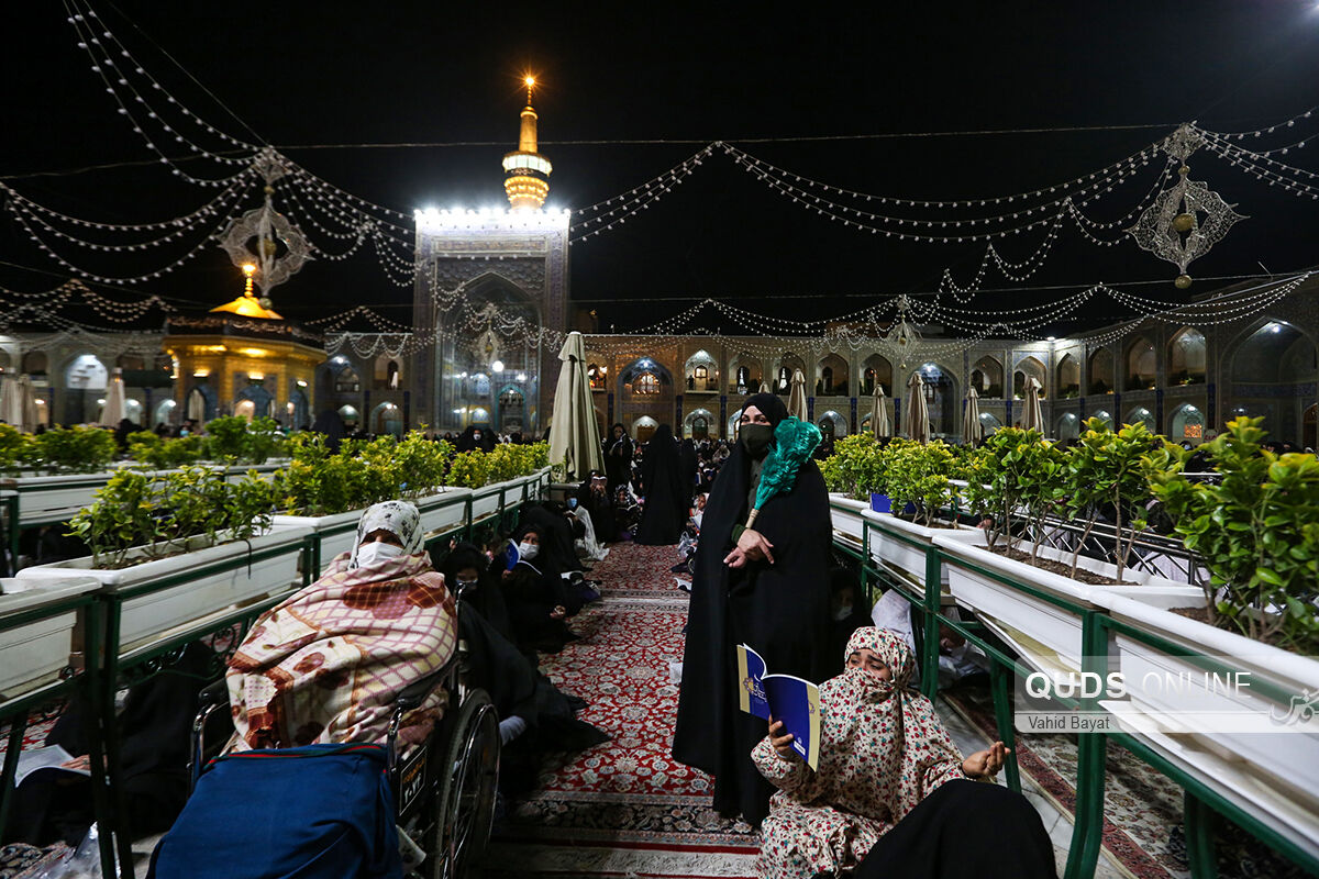 مراسم احیاءشب بیست و سوم ماه رمضان در حرم مطهر رضوی