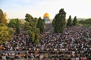 ۲۰۰ هزار فلسطینی در «مسجدالاقصی» نماز عید فطر را اقامه کردند