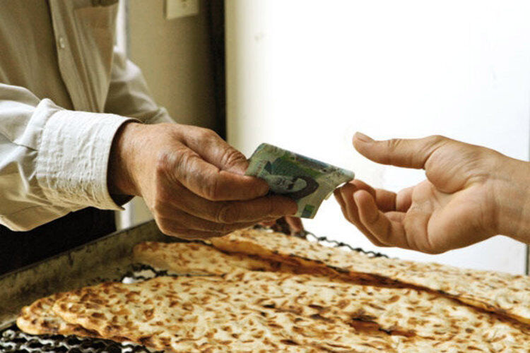 پرداخت یارانه مستقیم نان به همه ایرانیان/ نان برای مردم گران نمی‌شود