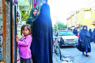 نقش زن افغانستانی در خانواده و گلشهر