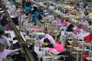 نجات صنعت پوشاک با مبارزه جدی علیه قاچاق کالا