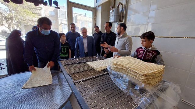 اسامی ۳۰۰نانوایی منتخب پخت و توزیع نان اعلام شد