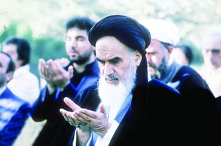 خمینی‌خوانی چرا و چگونه؟