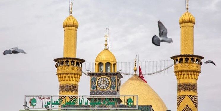 شست‌وشوی گلدسته‌های حرم حضرت عباس (ع) پس از یک سال