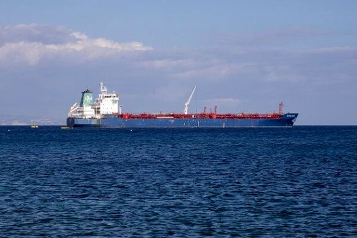 کاپیتان‌ نفتکش‌های حامل نفت روسیه از تحریم‌های اروپا معاف می‌شوند