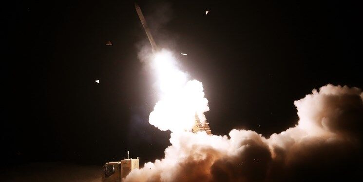 پدافند هوایی ارتش از موشک‌های با برد ۳۰۰ کیلومتر رونمایی می‌کند 