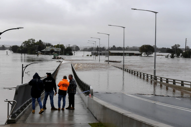 سیل خیابان‌های سیدنی را زیر آب برد