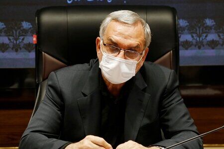 وزیر بهداشت: تلاش می‌کنیم کسی در کشور فاقد بیمه نباشد