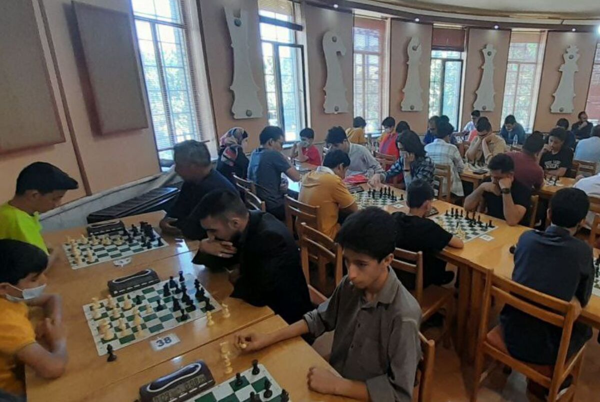 مسابقه شطرنج آزاد کشوری در مشهد برگزار شد 