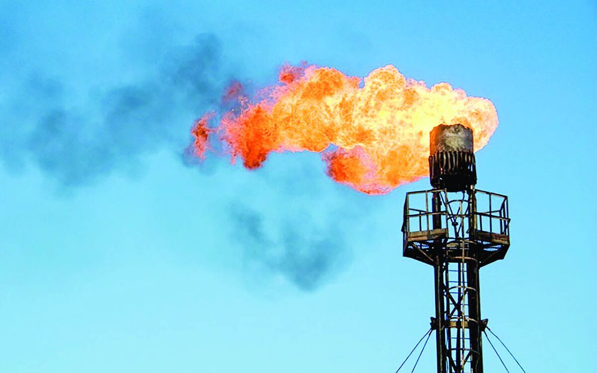 آغاز عملیات اجرایی توسعه میدان‌های مشترک نفت و گاز در هفته دولت