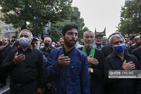تشییع پیکر مطهر 5 شهید مدافع حرم در مشهد