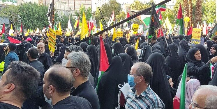 تجمع مردم تهران در محکومیت جنایات اخیر رژیم صهیونیستی