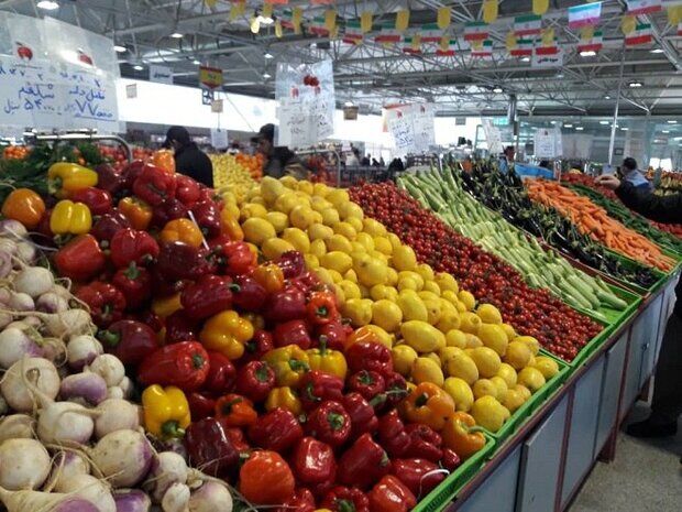 قیمت برخی میوه‌ها در میادین میوه وتره‌بار شهرداری تهران اعلام شد