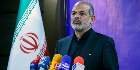 هیچ مشکلی برای سفر زائران به عتبات عالیات وجود ندارد وزیرکشور